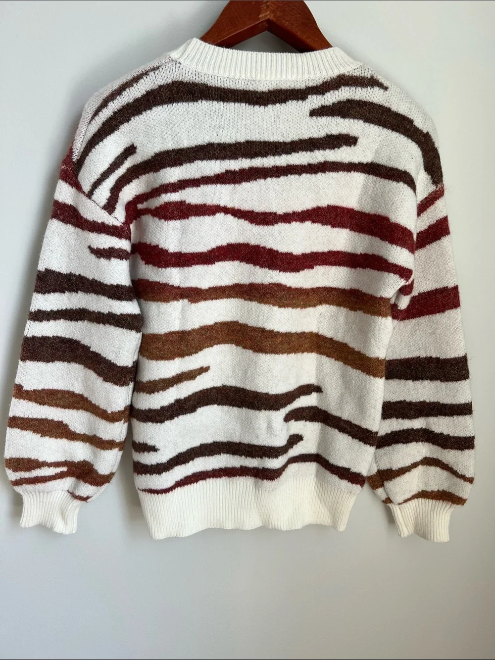 Mystree | Cream Zebra-Stripe Crewneck Cozy Sweater Rust & Brown #120740 Sz S